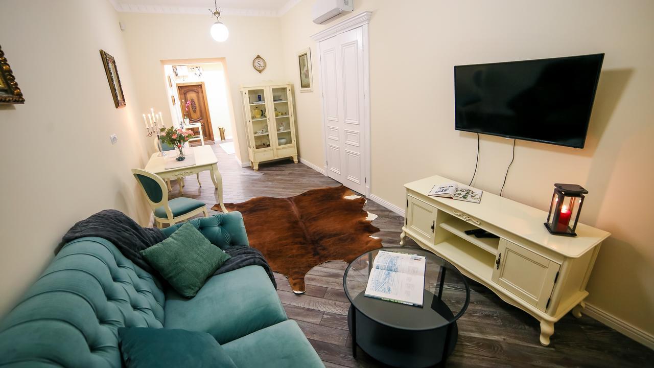 Appartement Franco Luxury à Lviv Extérieur photo