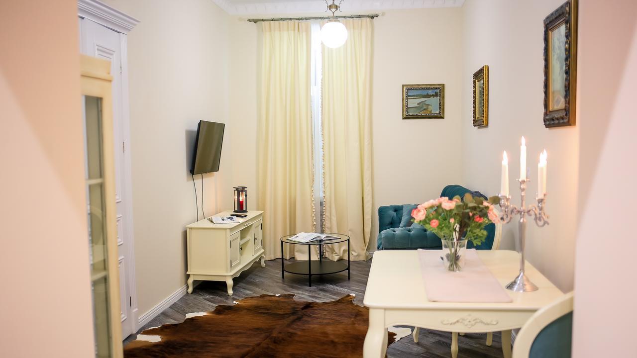 Appartement Franco Luxury à Lviv Extérieur photo